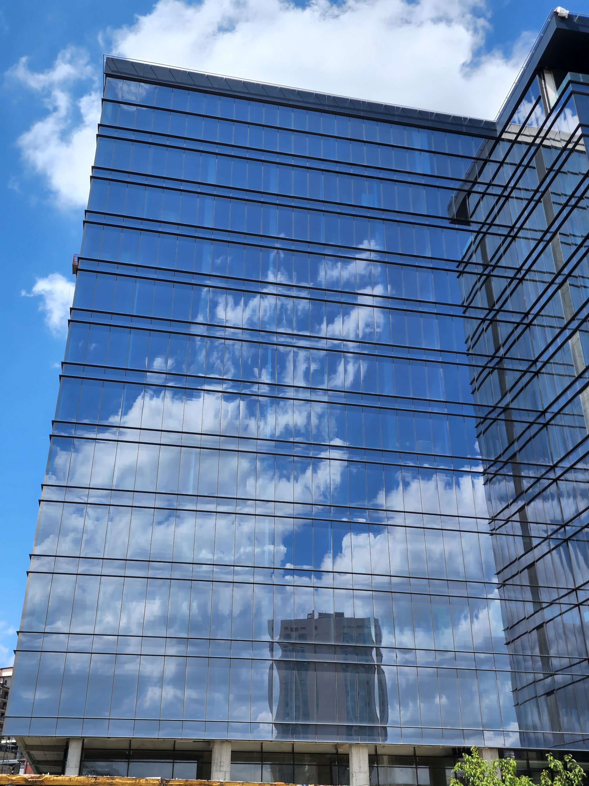 Mixed-use commercial building
